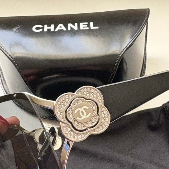 Chanel sunglasses 4164 Camelia flower, authentic - Picture 9 of 14